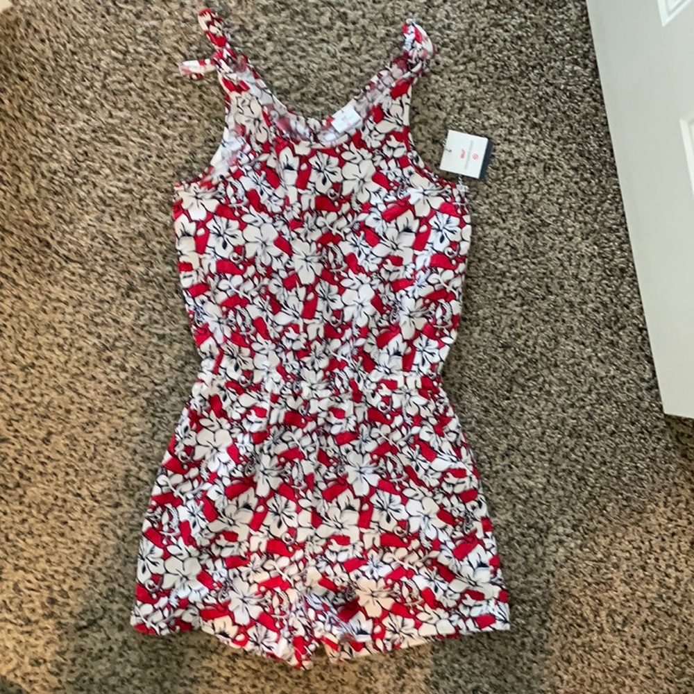 Vineyard Vines Target romper Size L 10/12